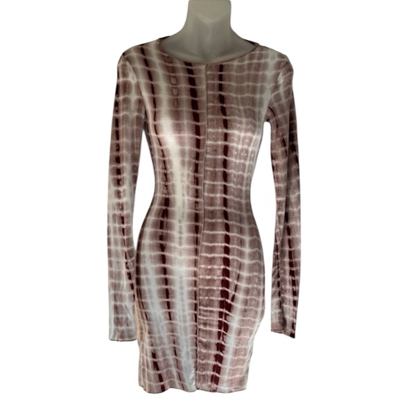 Princess Polly Tie Dye Mini Dress Sz M/US6 - Picture 2 of 3